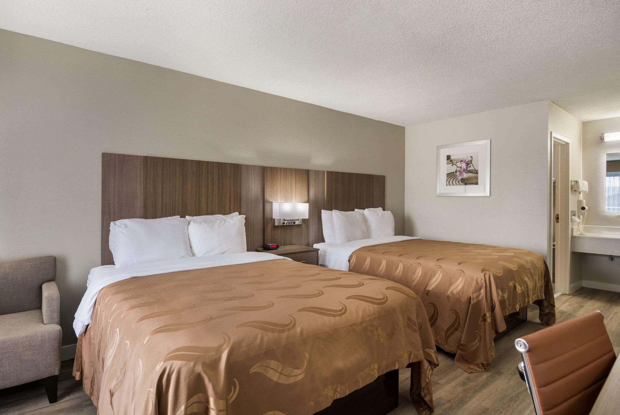 Quality Inn Emporia Exterior foto